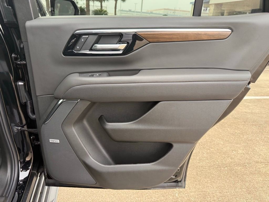 2025 Chevrolet Tahoe High Country