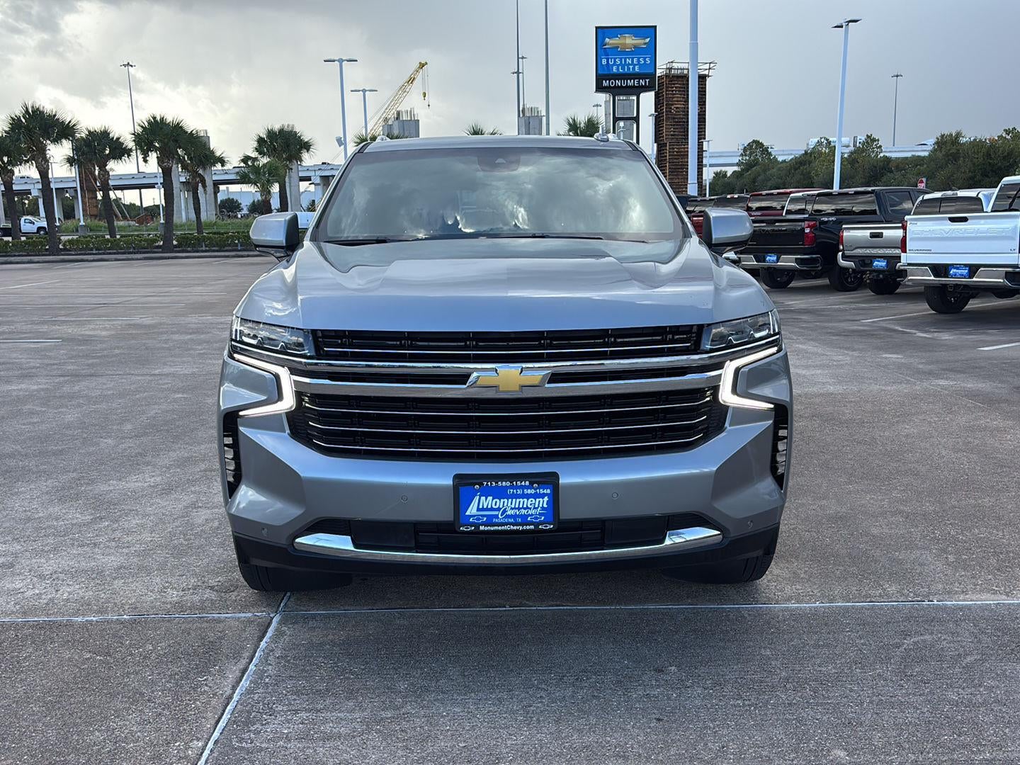 2024 Chevrolet Suburban LT