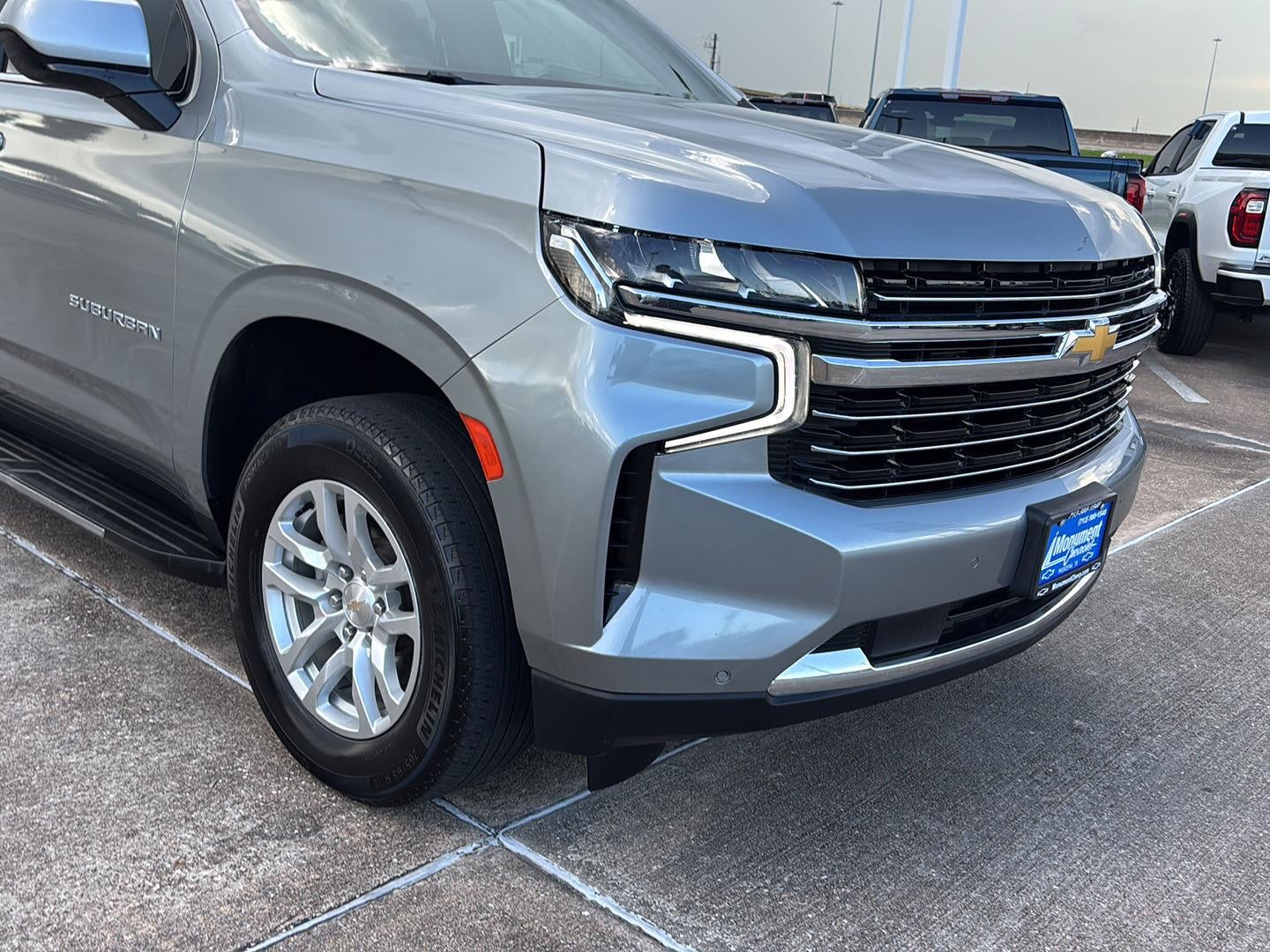 2024 Chevrolet Suburban LT