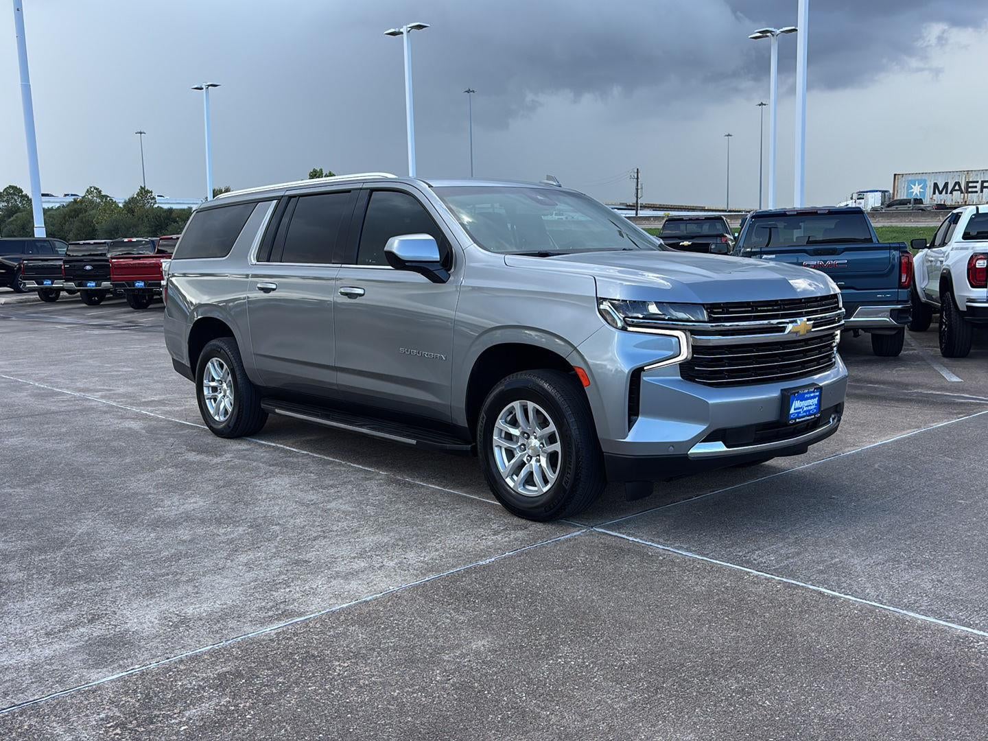 2024 Chevrolet Suburban LT