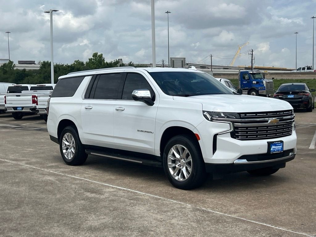 2023 Chevrolet Suburban Premier