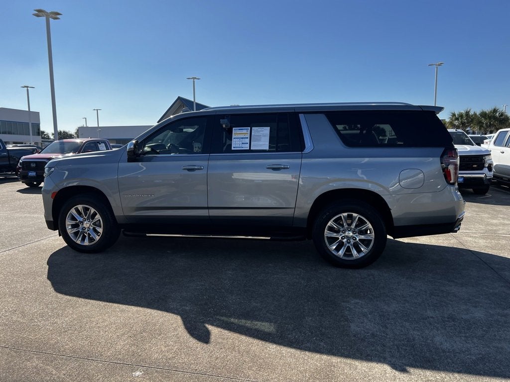 2023 Chevrolet Suburban Premier