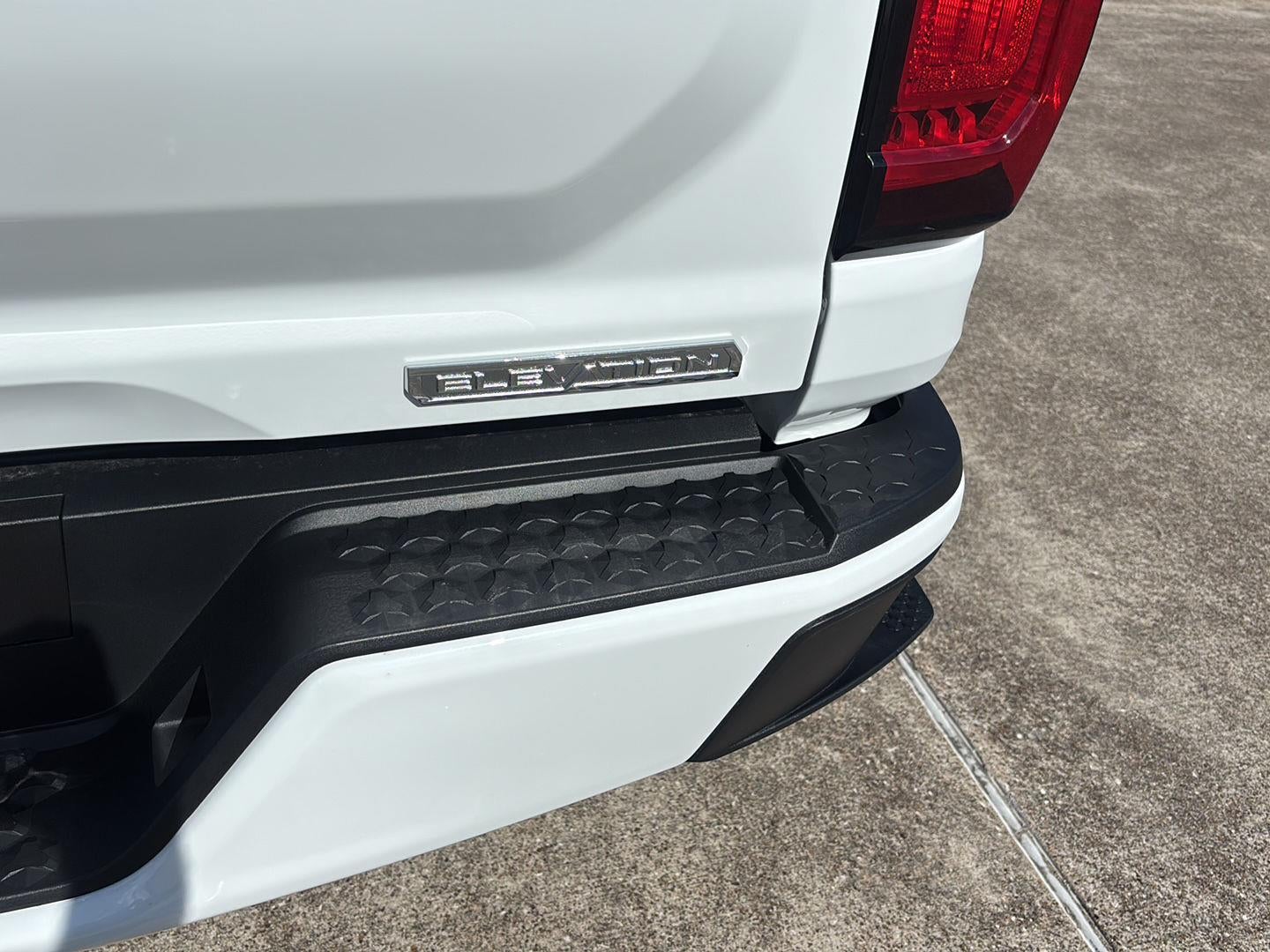 2024 GMC Canyon Elevation