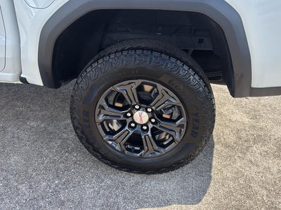 2024 GMC Canyon Elevation