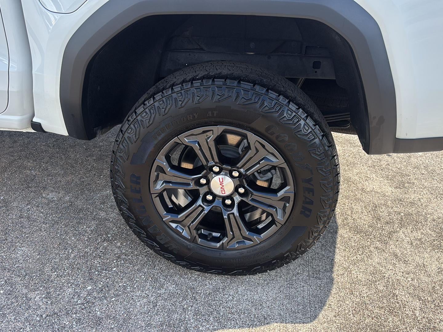 2024 GMC Canyon Elevation