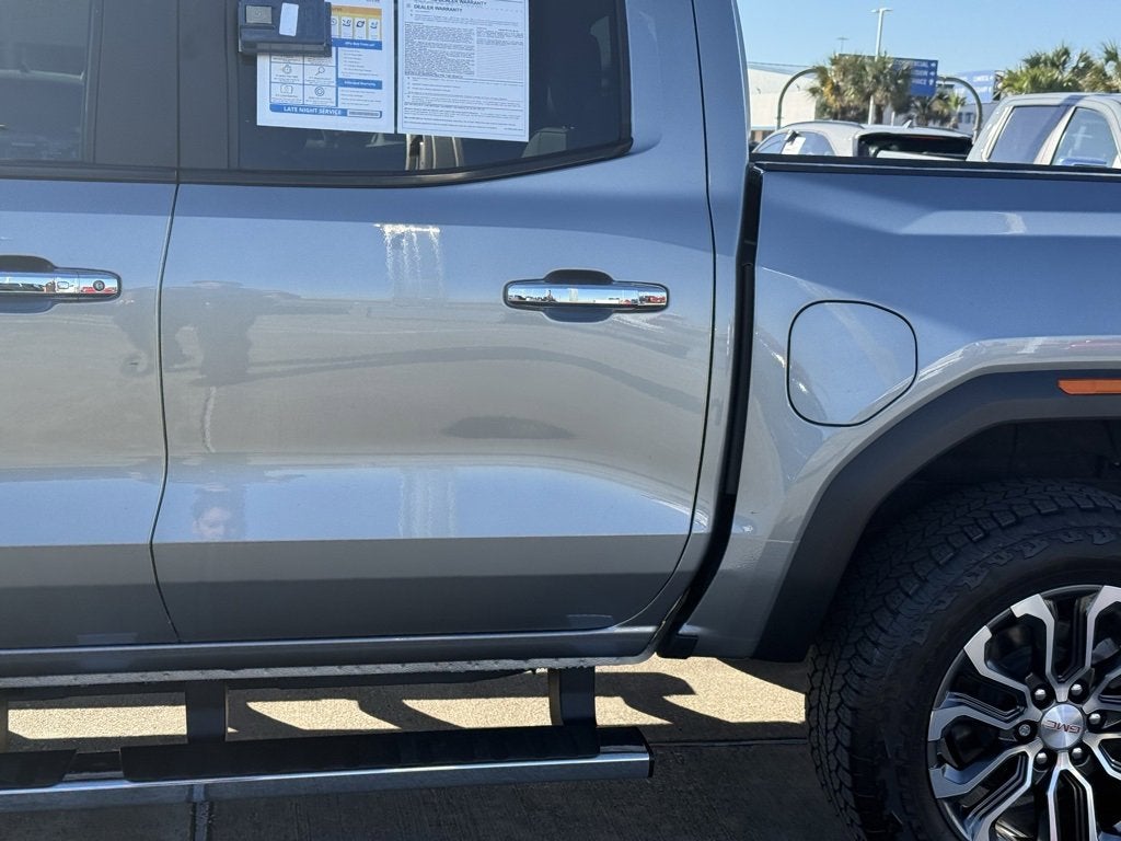 2023 GMC Canyon Denali