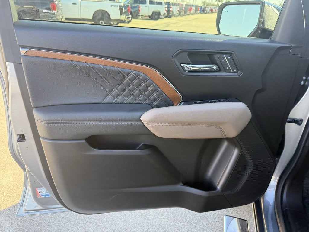 2023 GMC Canyon Denali