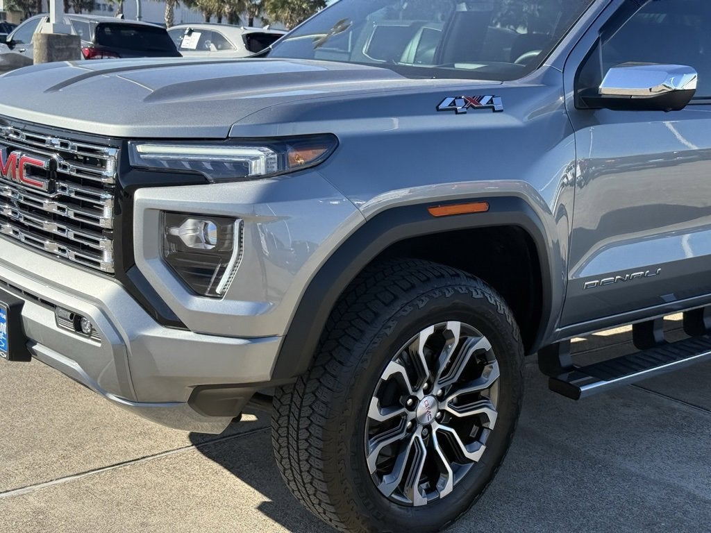2023 GMC Canyon Denali