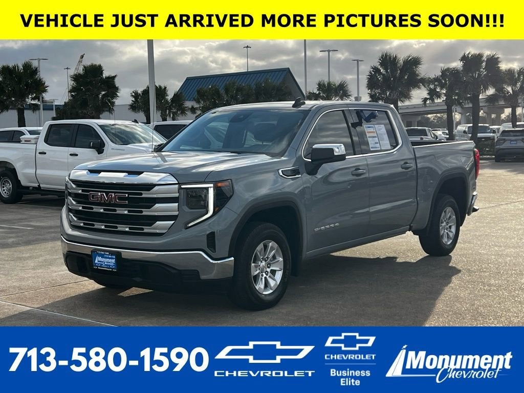 2024 GMC Sierra 1500 SLE