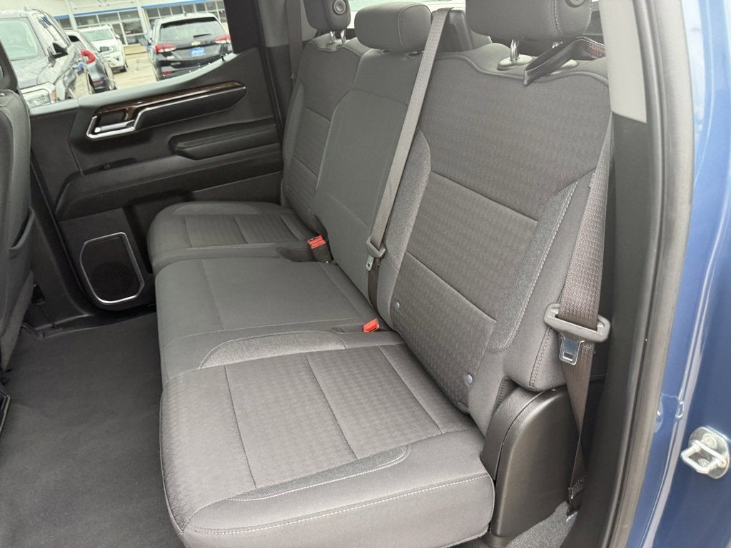 2024 GMC Sierra 1500 SLE