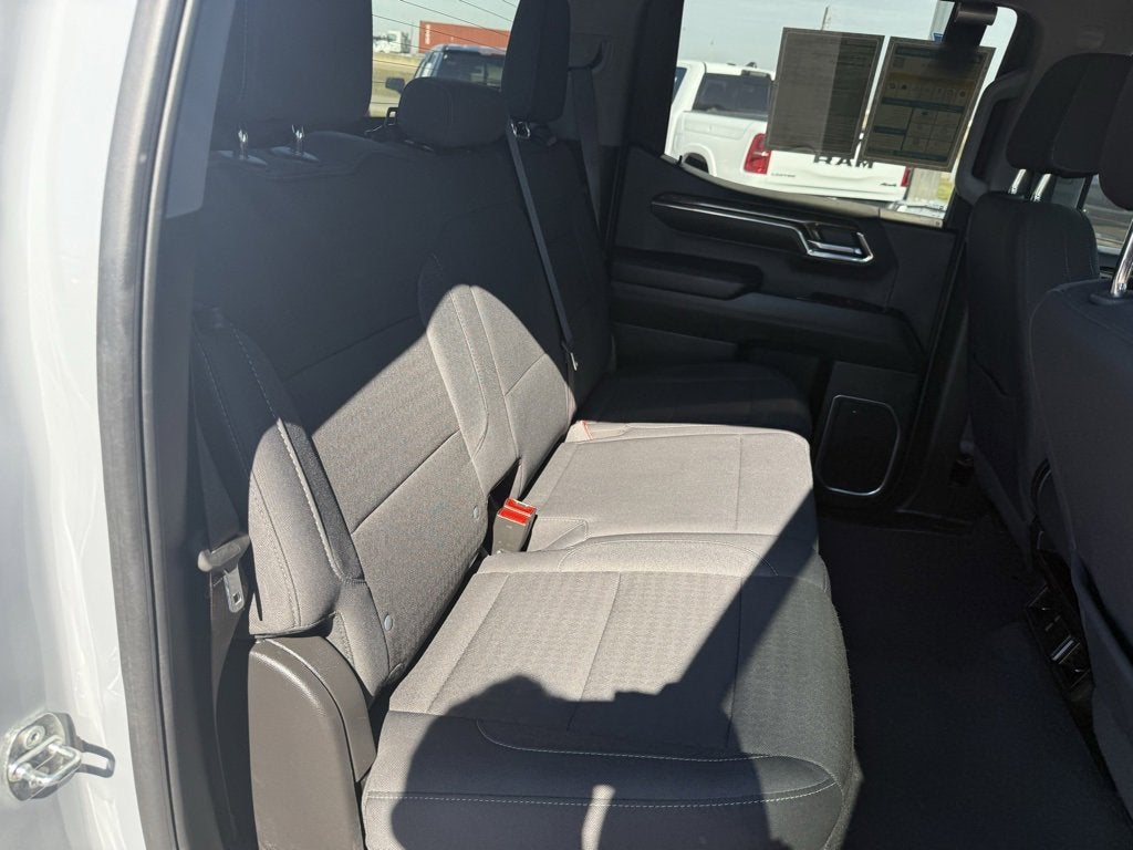 2024 GMC Sierra 1500 SLE