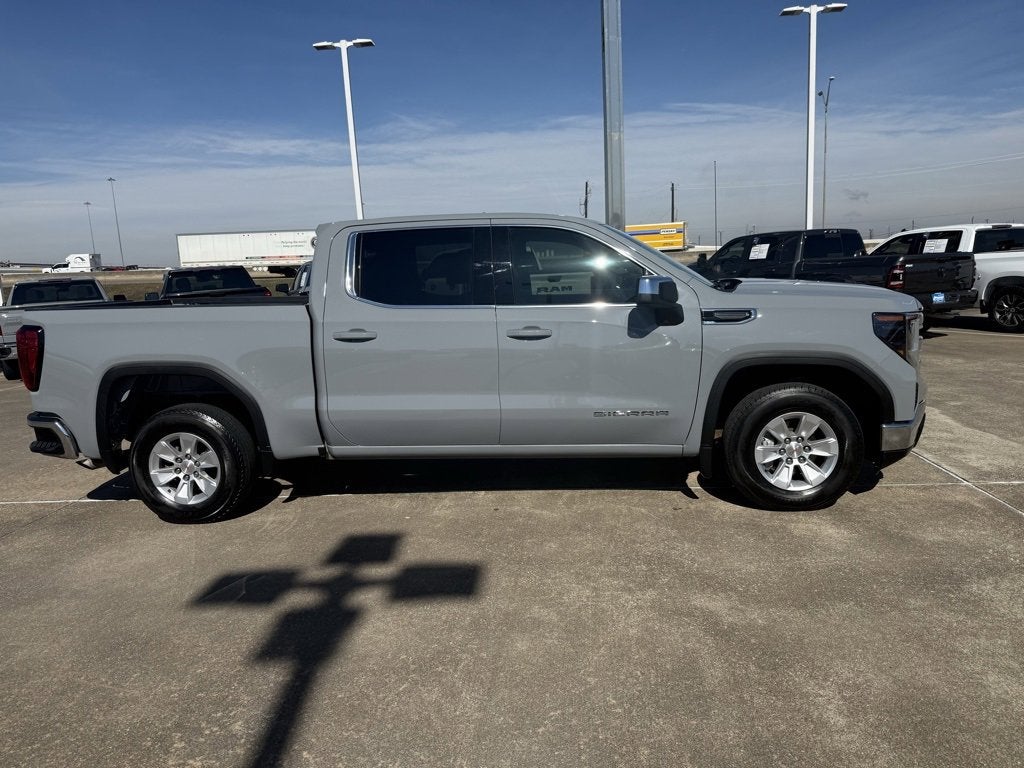 2024 GMC Sierra 1500 SLE