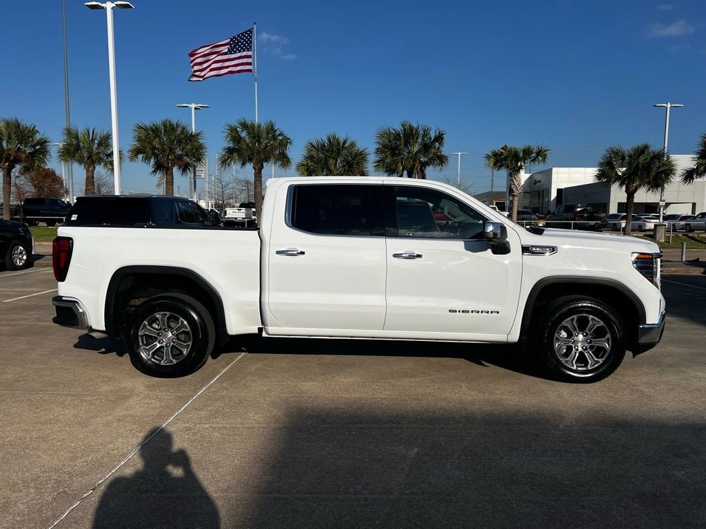 2024 GMC Sierra 1500 SLT