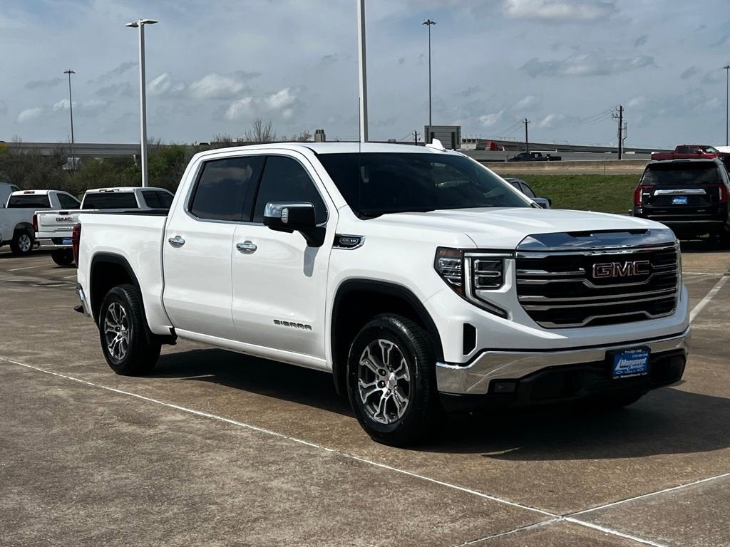 2024 GMC Sierra 1500 SLT