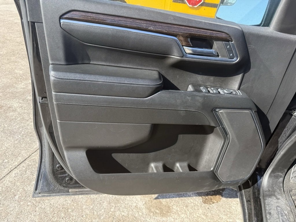 2024 GMC Sierra 1500 SLE