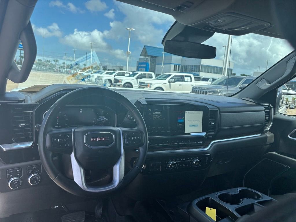 2024 GMC Sierra 1500 SLE