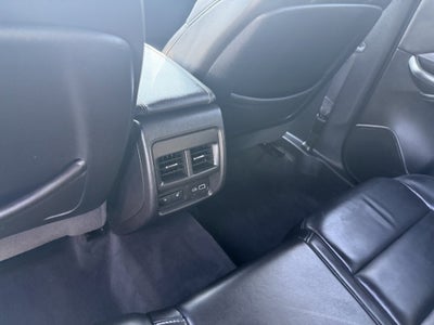 2019 Cadillac XT4 FWD Premium Luxury