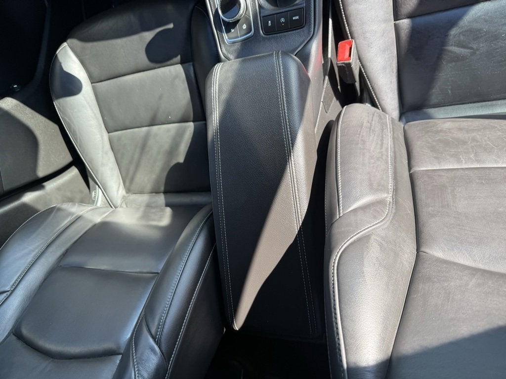 2019 Cadillac XT4 FWD Premium Luxury