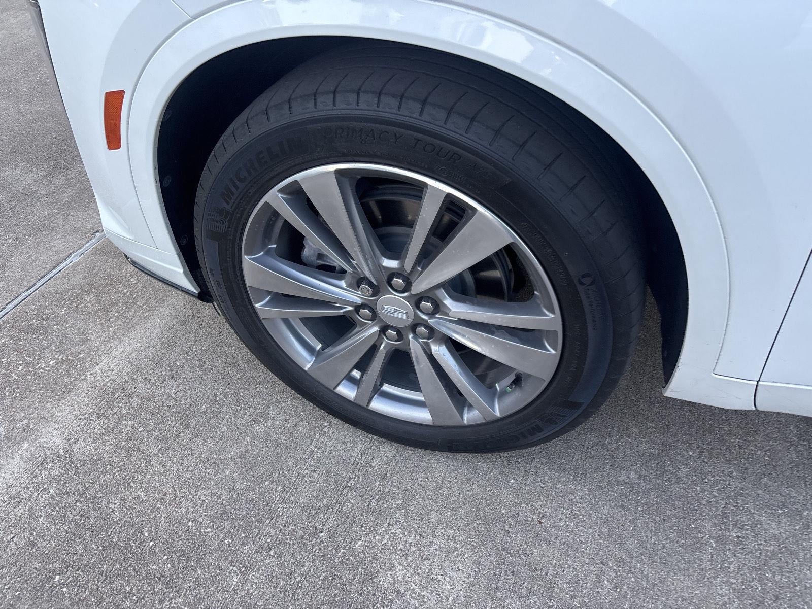 2022 Cadillac XT6 Premium Luxury