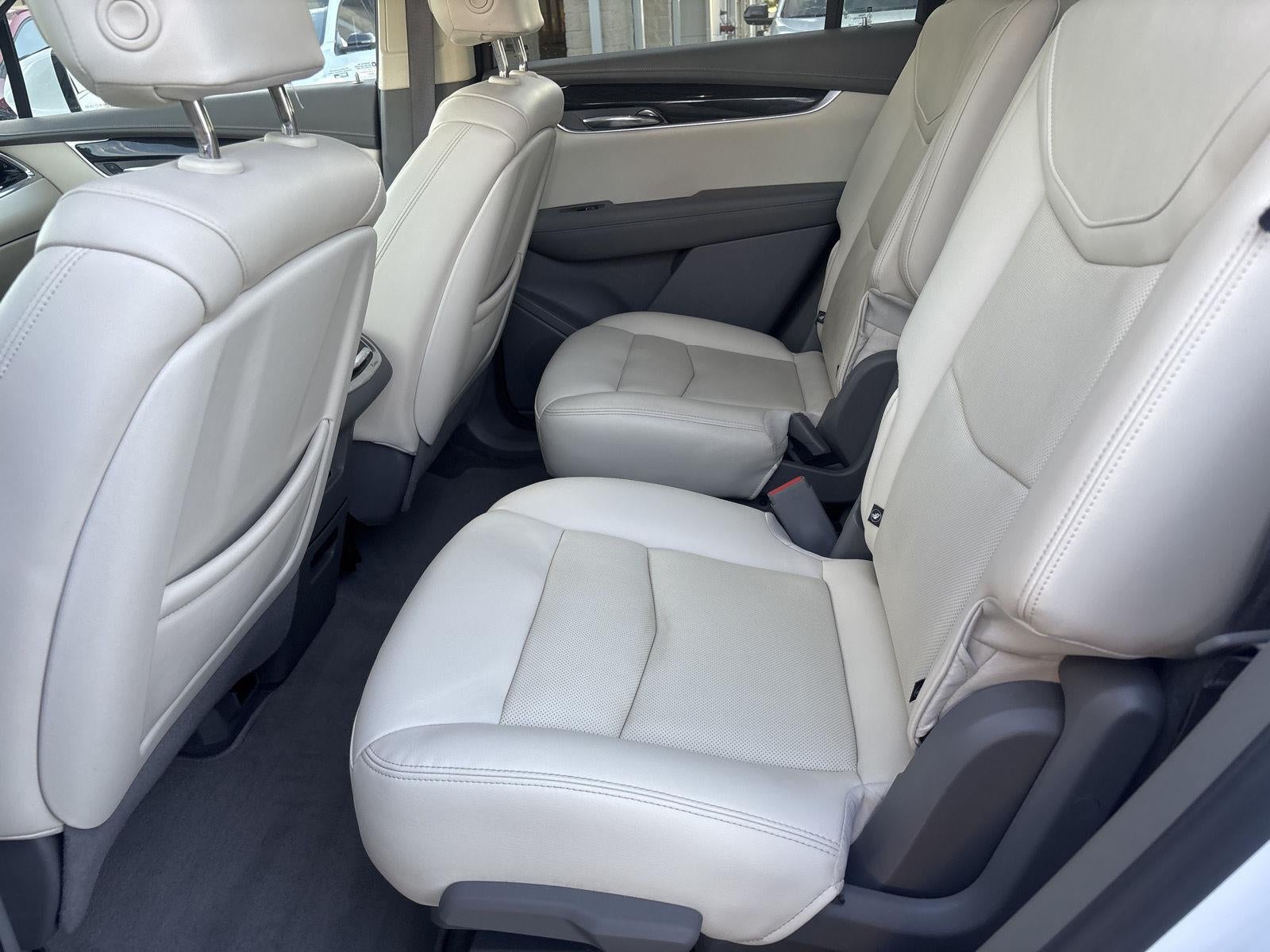 2022 Cadillac XT6 Premium Luxury