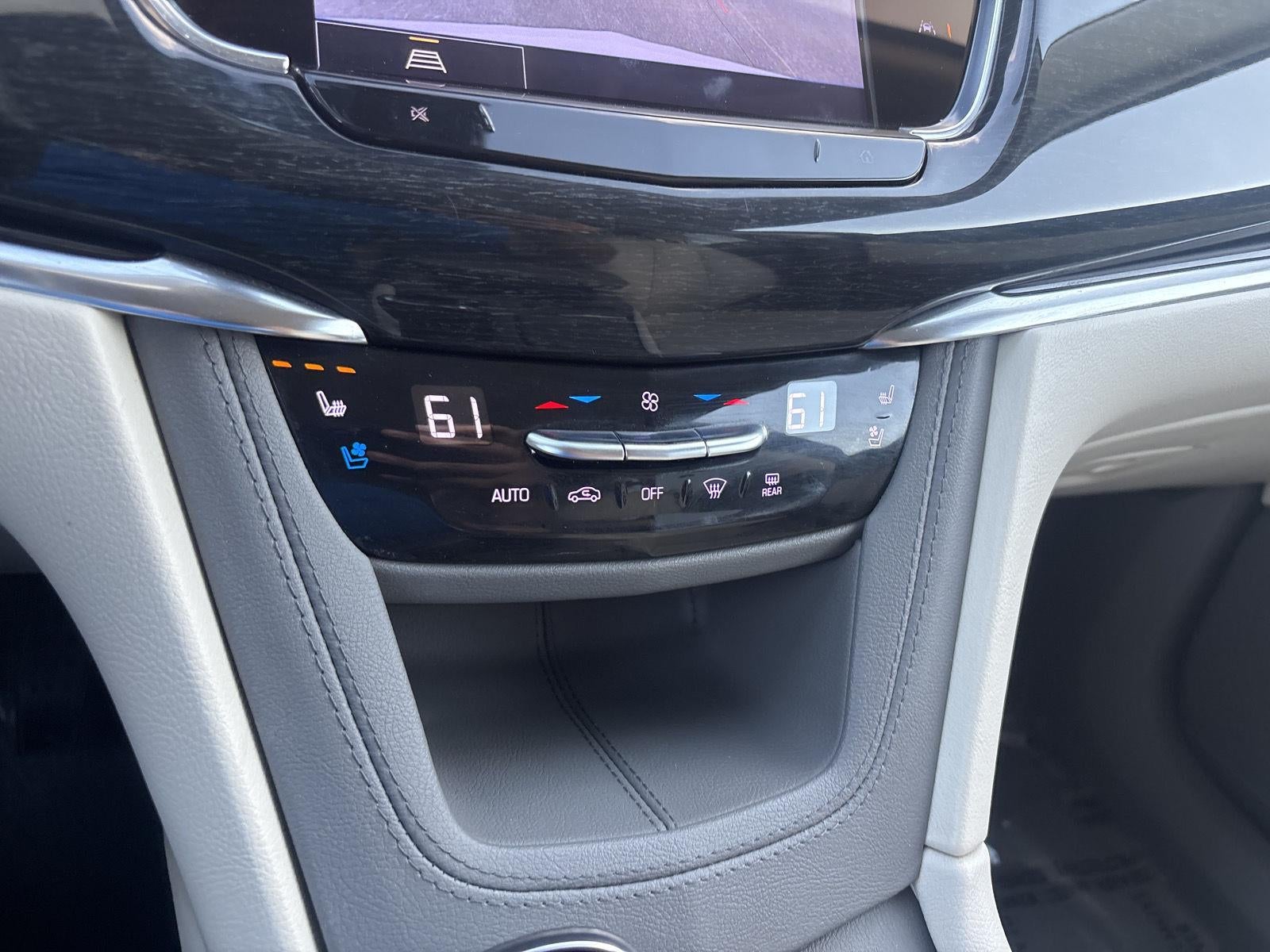 2022 Cadillac XT6 Premium Luxury