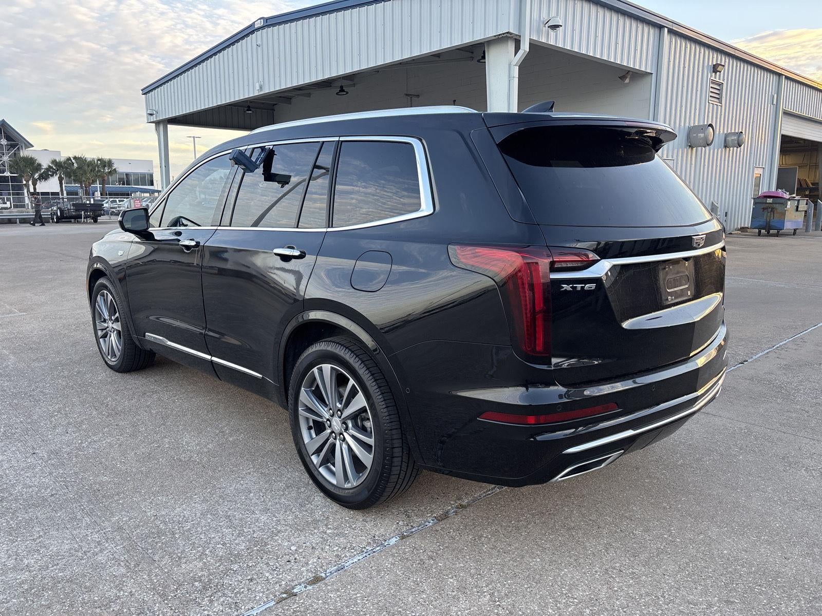 2020 Cadillac XT6 FWD Premium Luxury