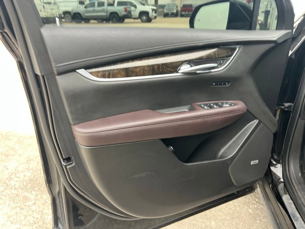 2022 Cadillac XT6 Premium Luxury