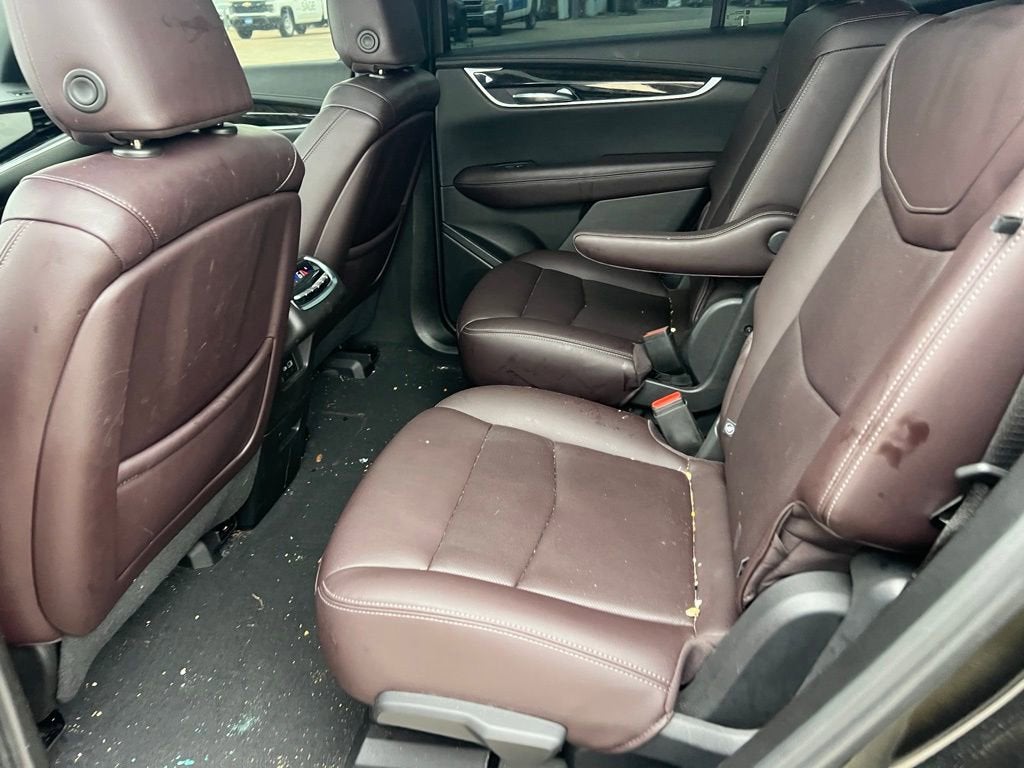 2022 Cadillac XT6 Premium Luxury