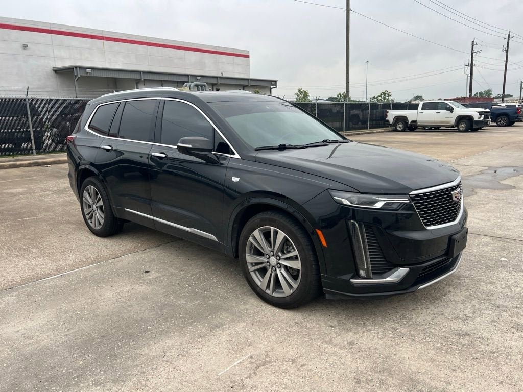2022 Cadillac XT6 Premium Luxury