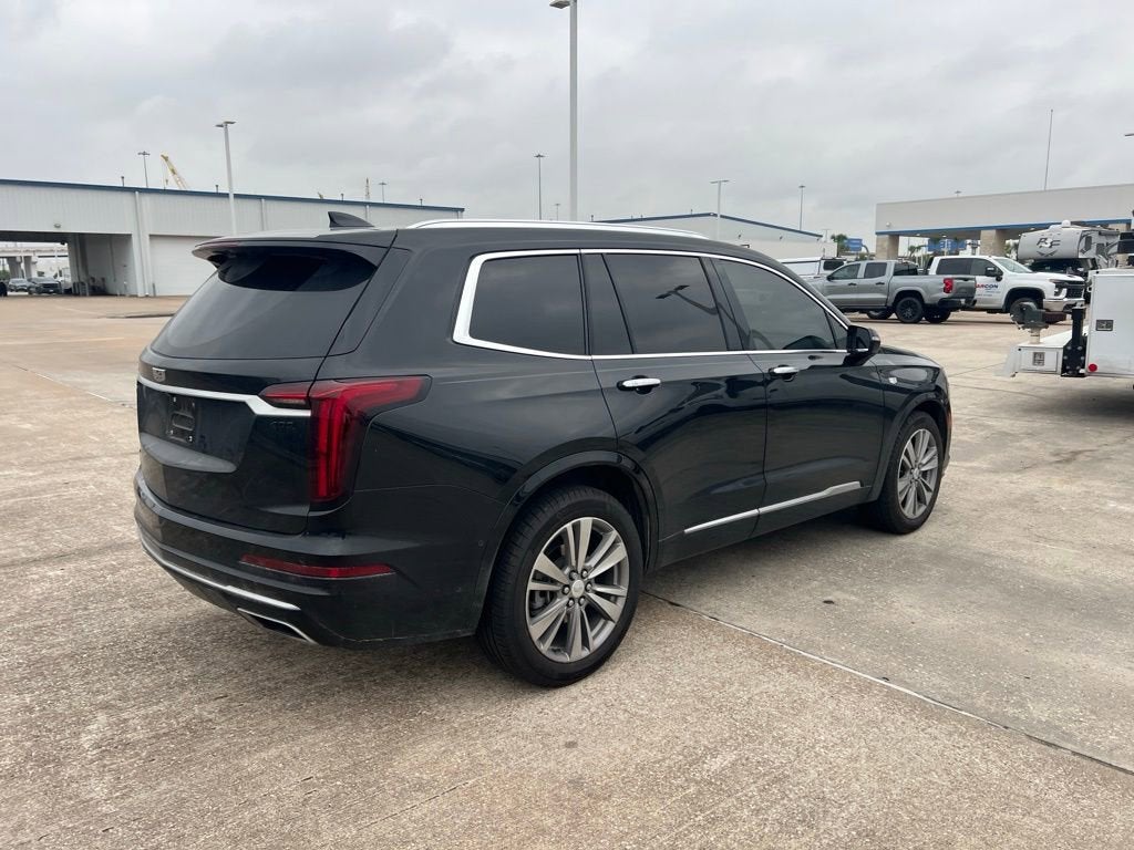 2022 Cadillac XT6 Premium Luxury