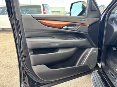 2018 Cadillac Escalade Luxury