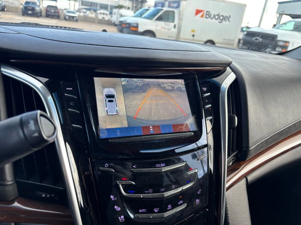 2018 Cadillac Escalade Luxury