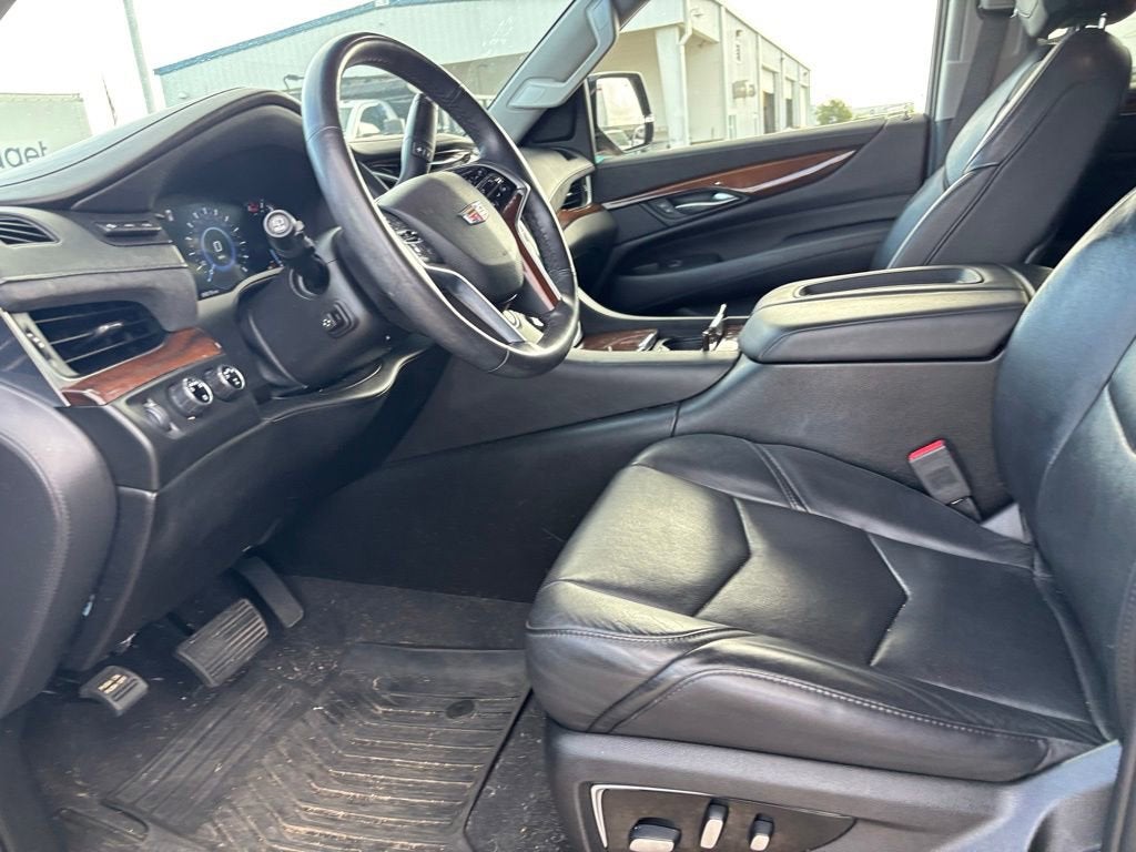 2018 Cadillac Escalade Luxury