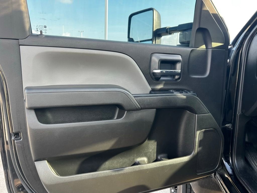 2021 Chevrolet Silverado 5500 HD Work Truck