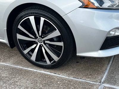 2022 Nissan Altima 2.5 SR