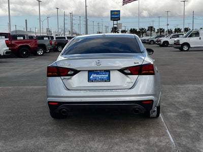 2022 Nissan Altima 2.5 SR