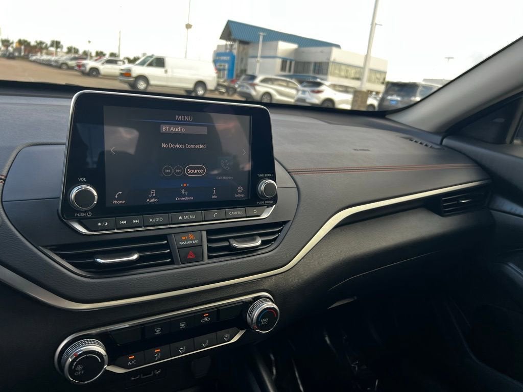 2022 Nissan Altima 2.5 SR