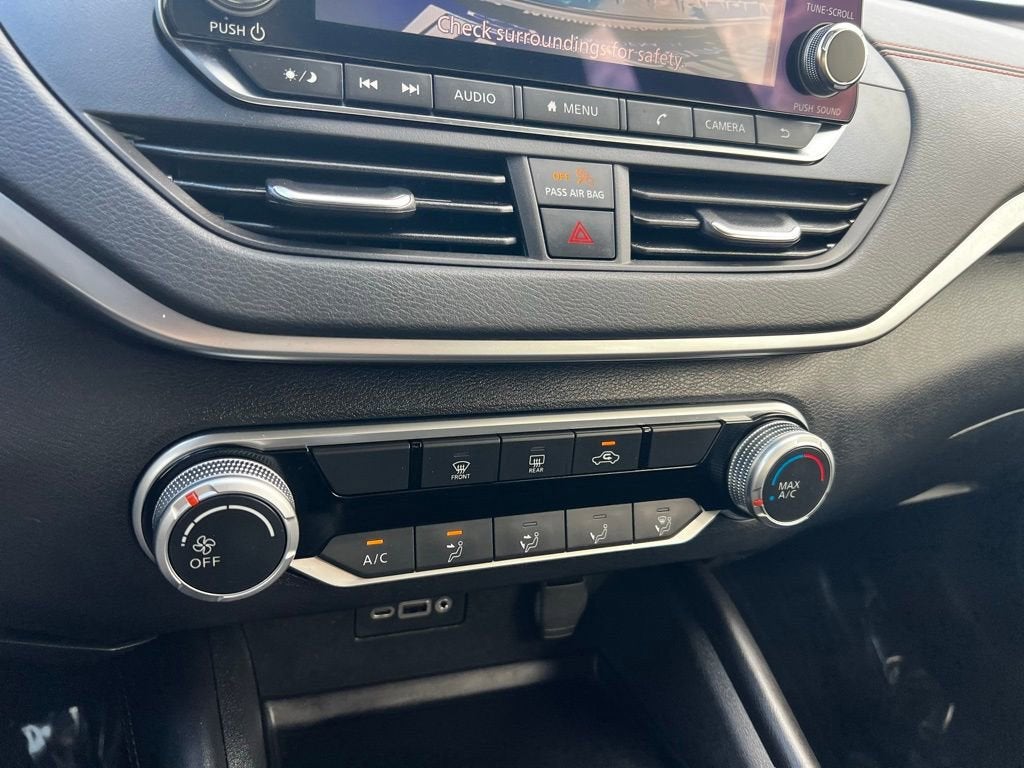 2022 Nissan Altima 2.5 SR