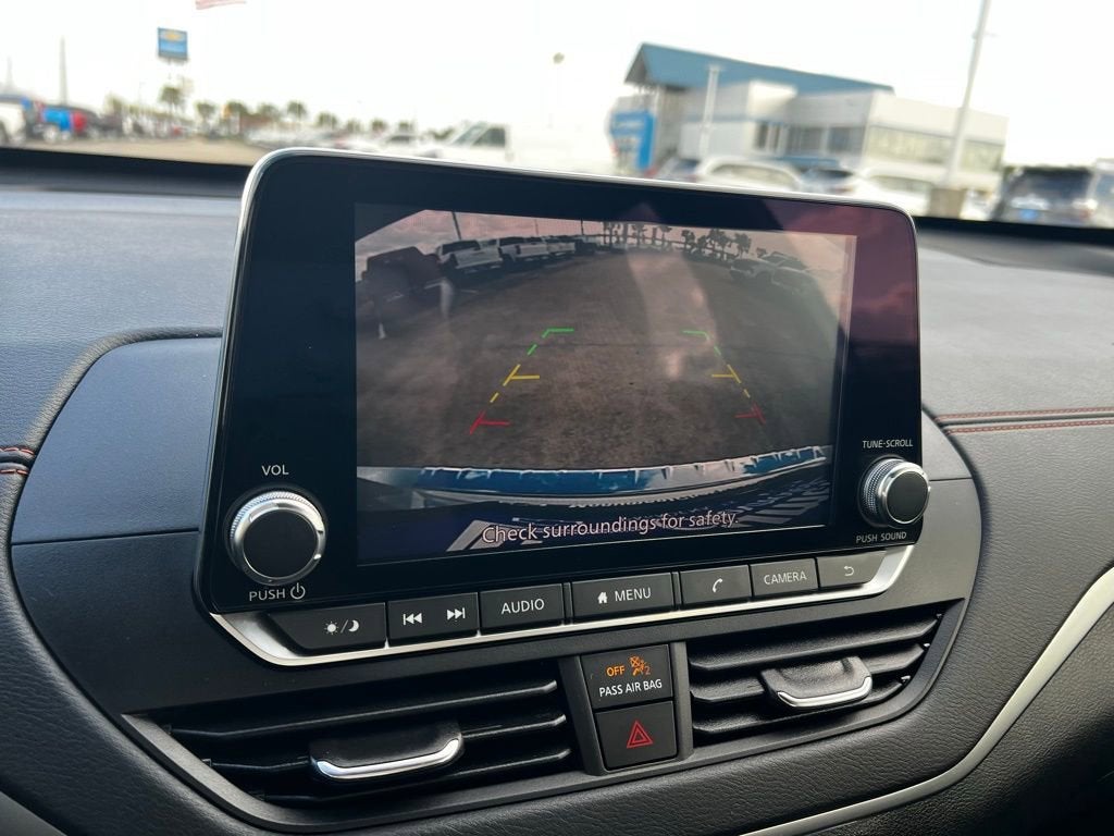 2022 Nissan Altima 2.5 SR