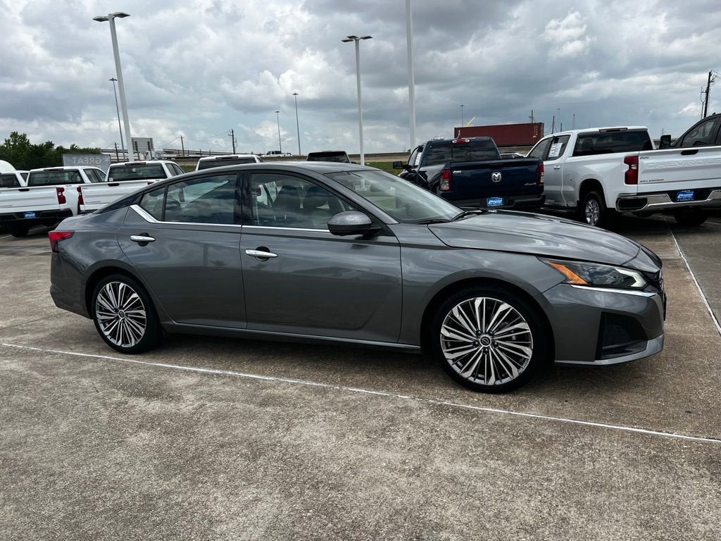 2023 Nissan Altima 2.5 SL
