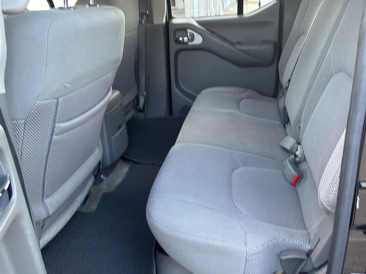 2016 Nissan Frontier SV