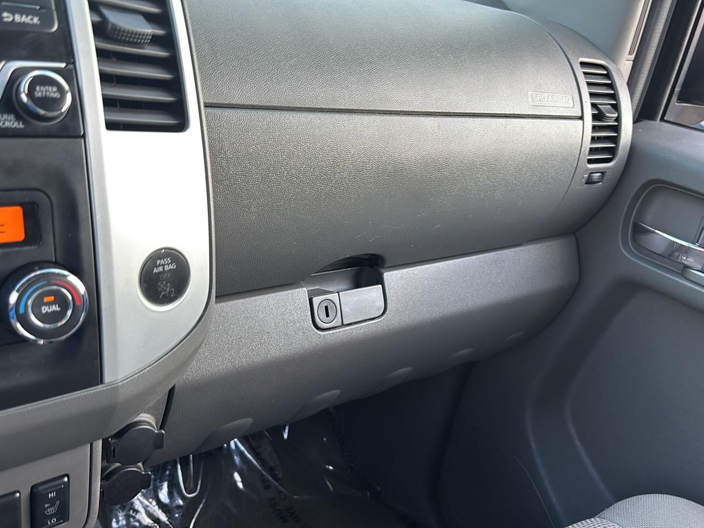 2016 Nissan Frontier SV
