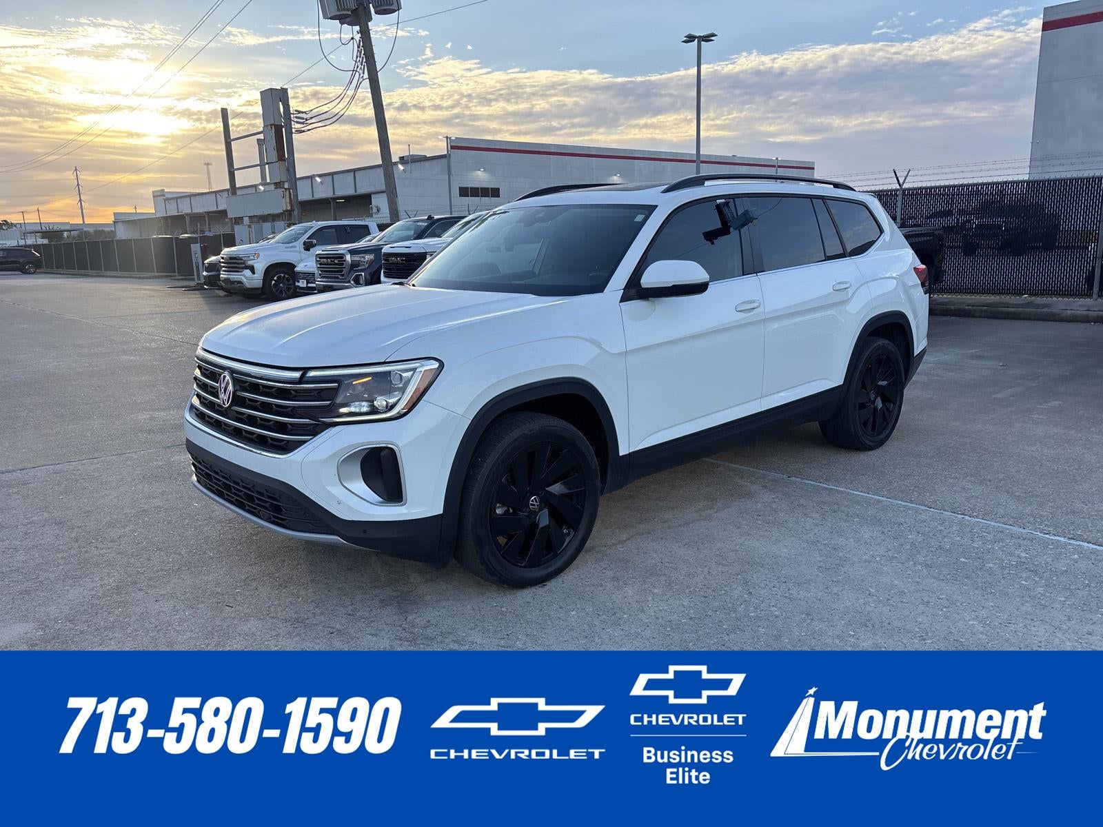2025 Volkswagen Atlas 2.0T SE w/Technology