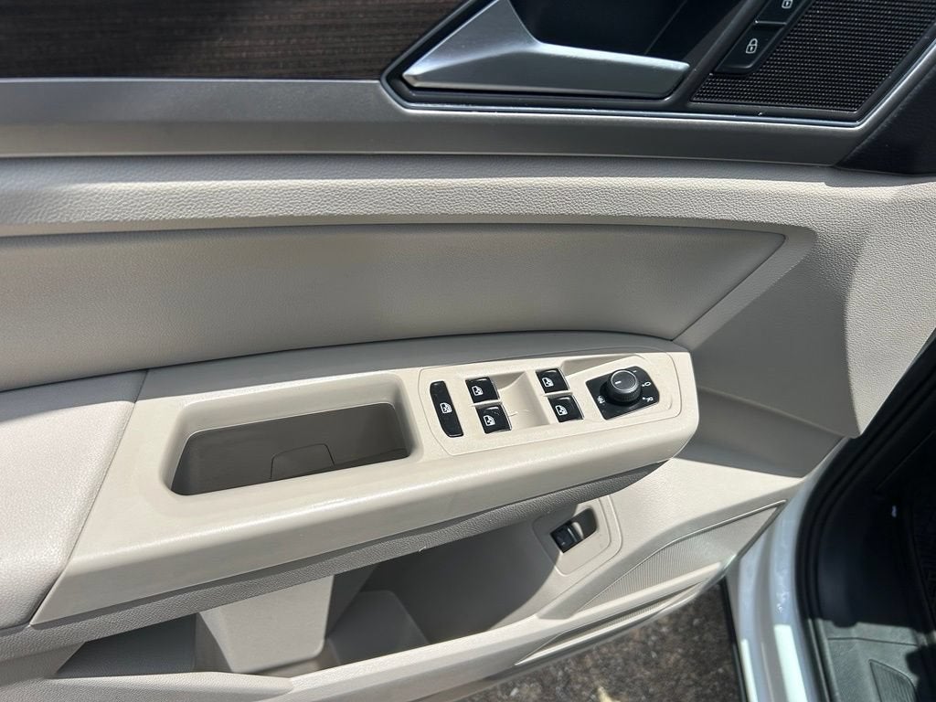 2019 Volkswagen Atlas 2.0T SE w/Technology