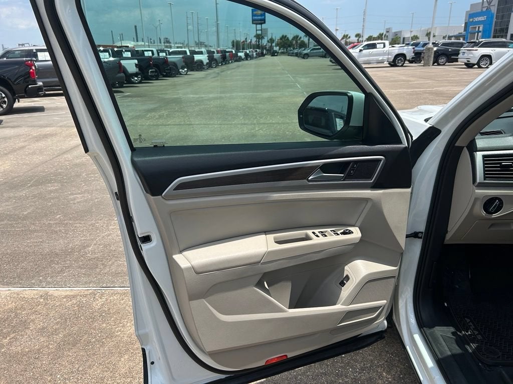 2019 Volkswagen Atlas 2.0T SE w/Technology