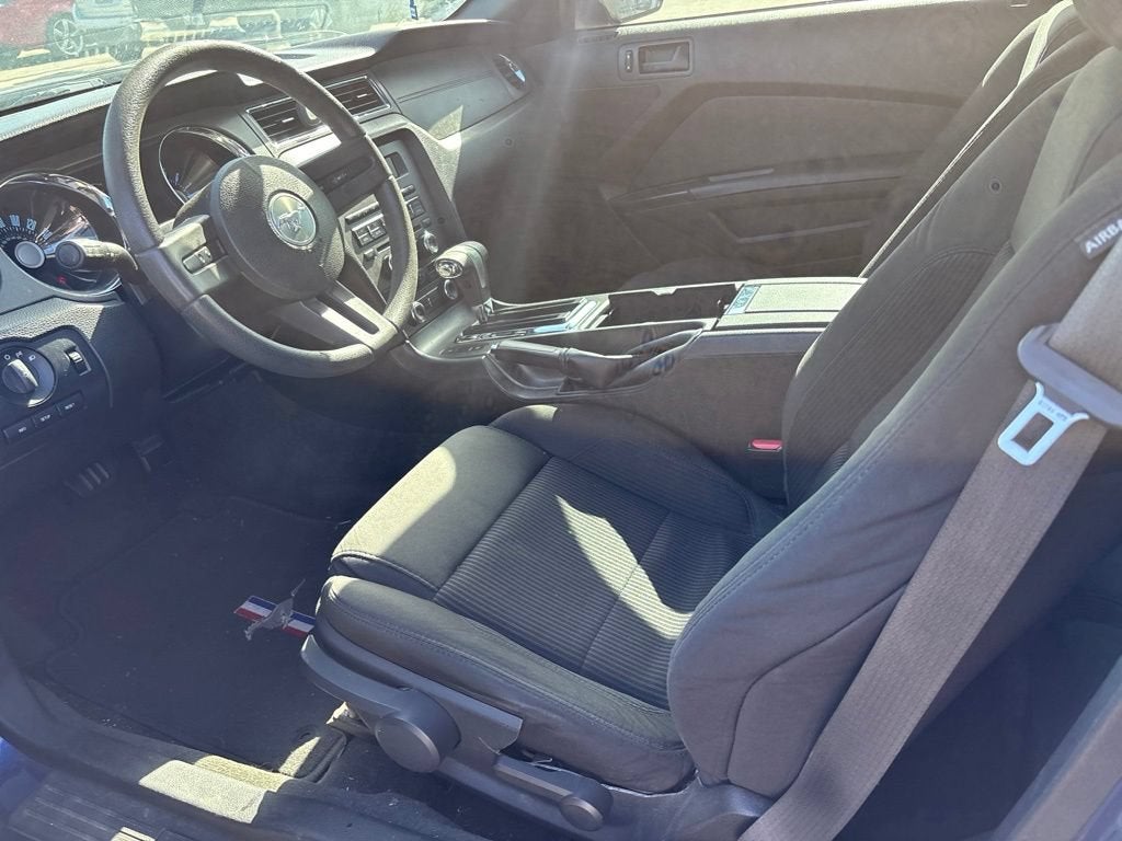 2012 Ford Mustang V6 Premium