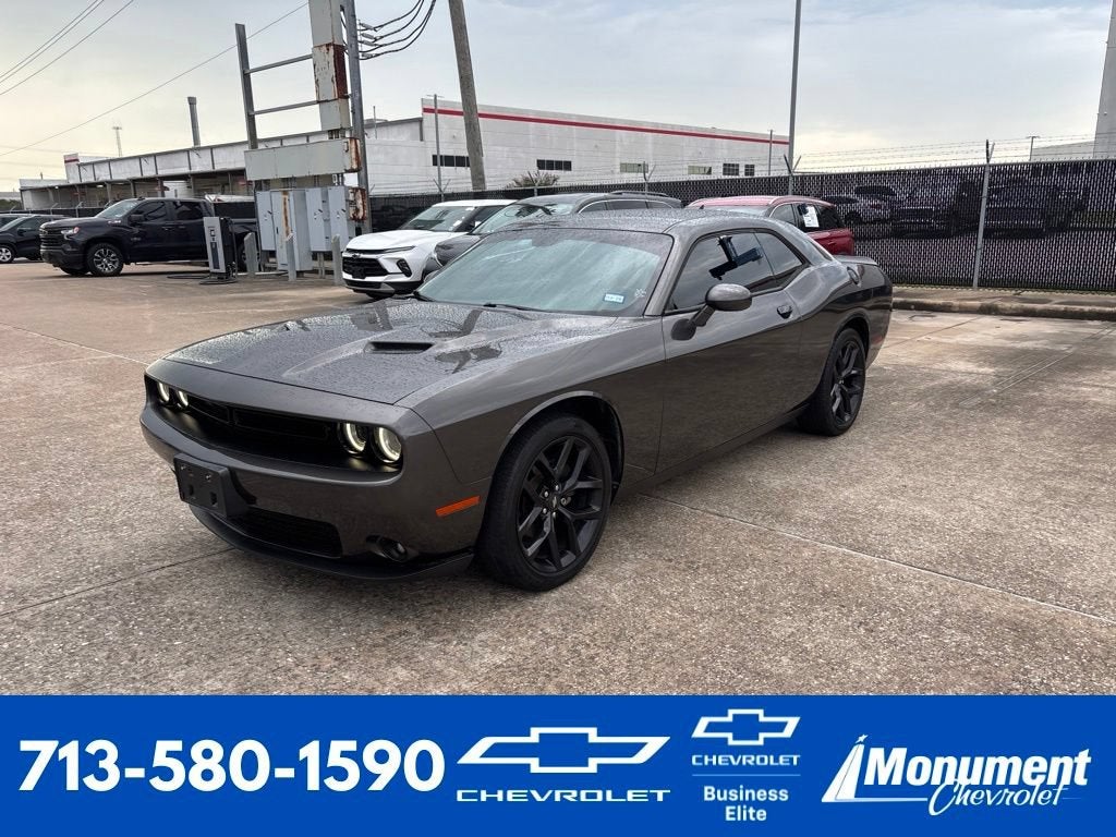 2021 Dodge Challenger SXT