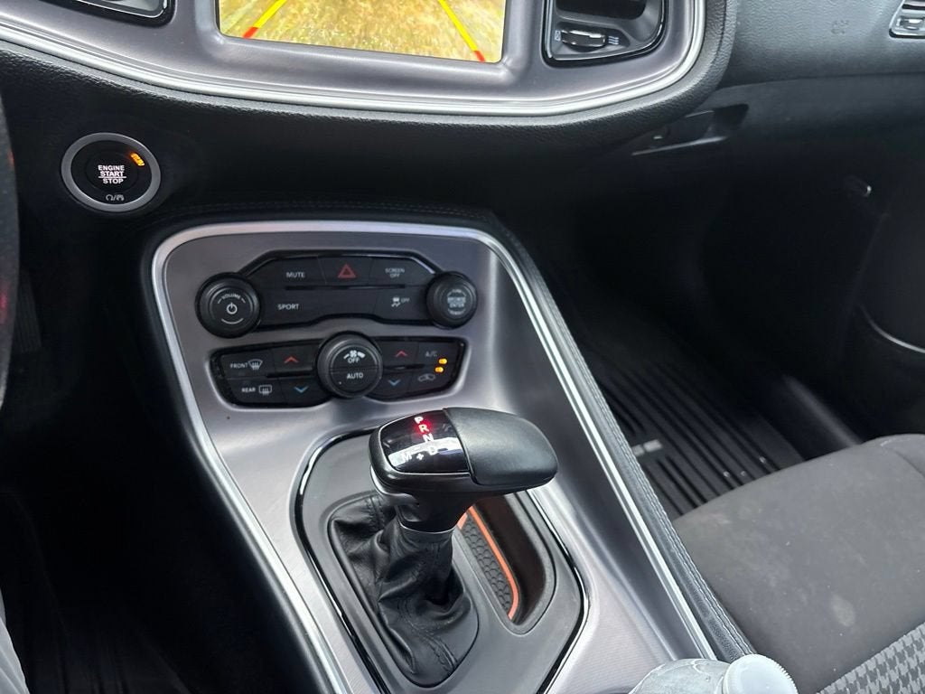 2021 Dodge Challenger SXT