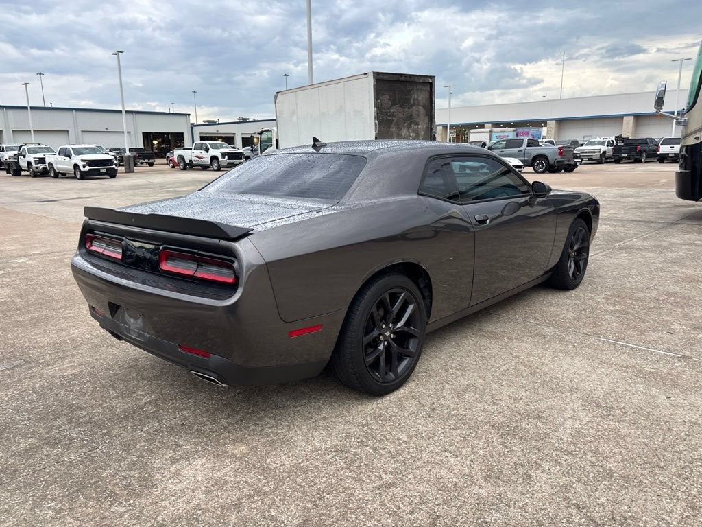 2021 Dodge Challenger SXT