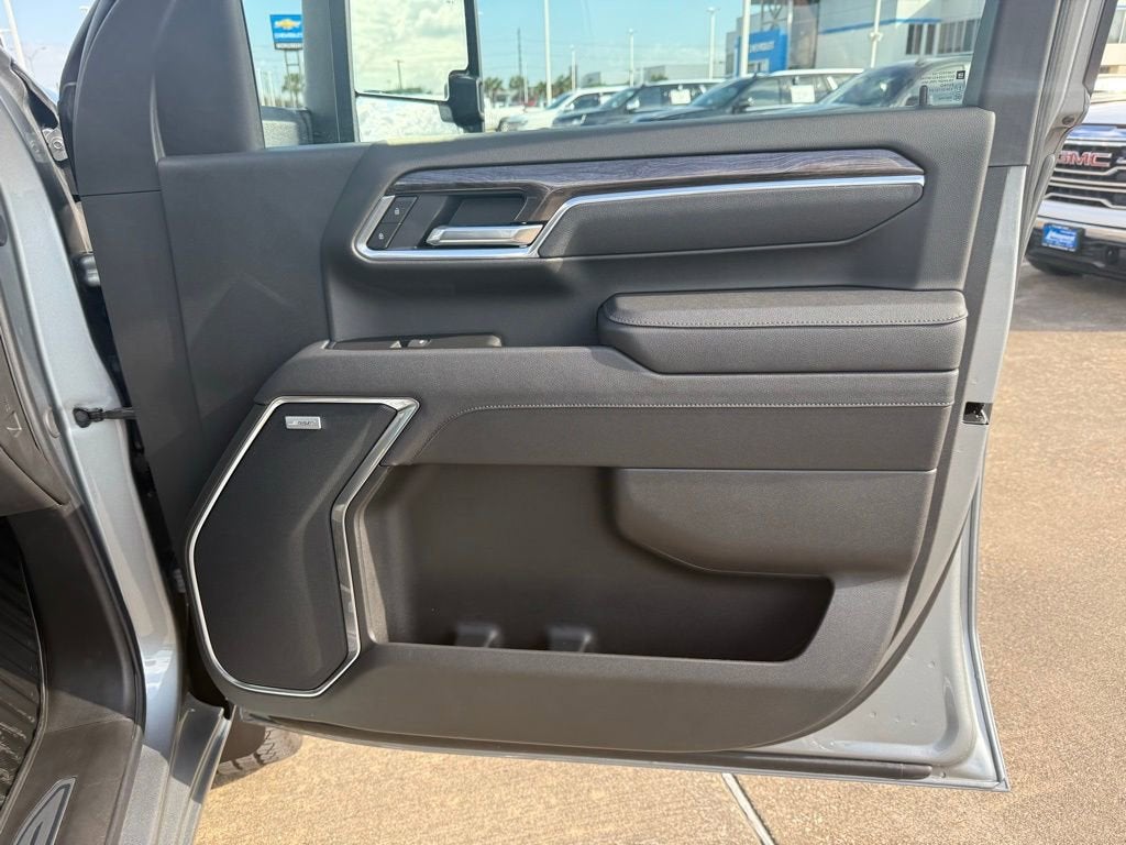 2025 Chevrolet Silverado 2500 HD LTZ